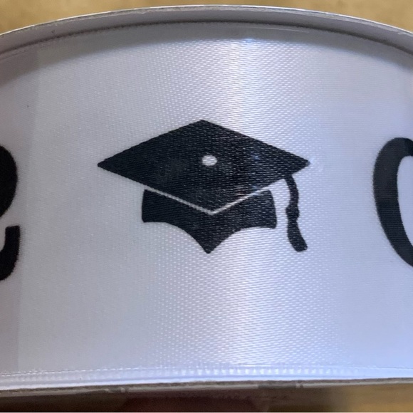 Graduation Ribbon with Cap Design 2022 - Picture 4 of 4